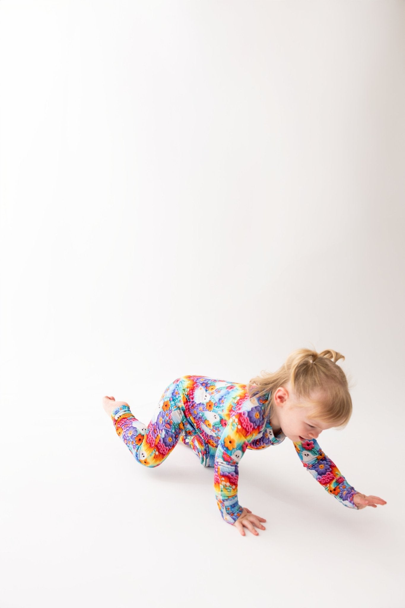 Little Haunts | Modal Convertible Zippy - Bunny Knots