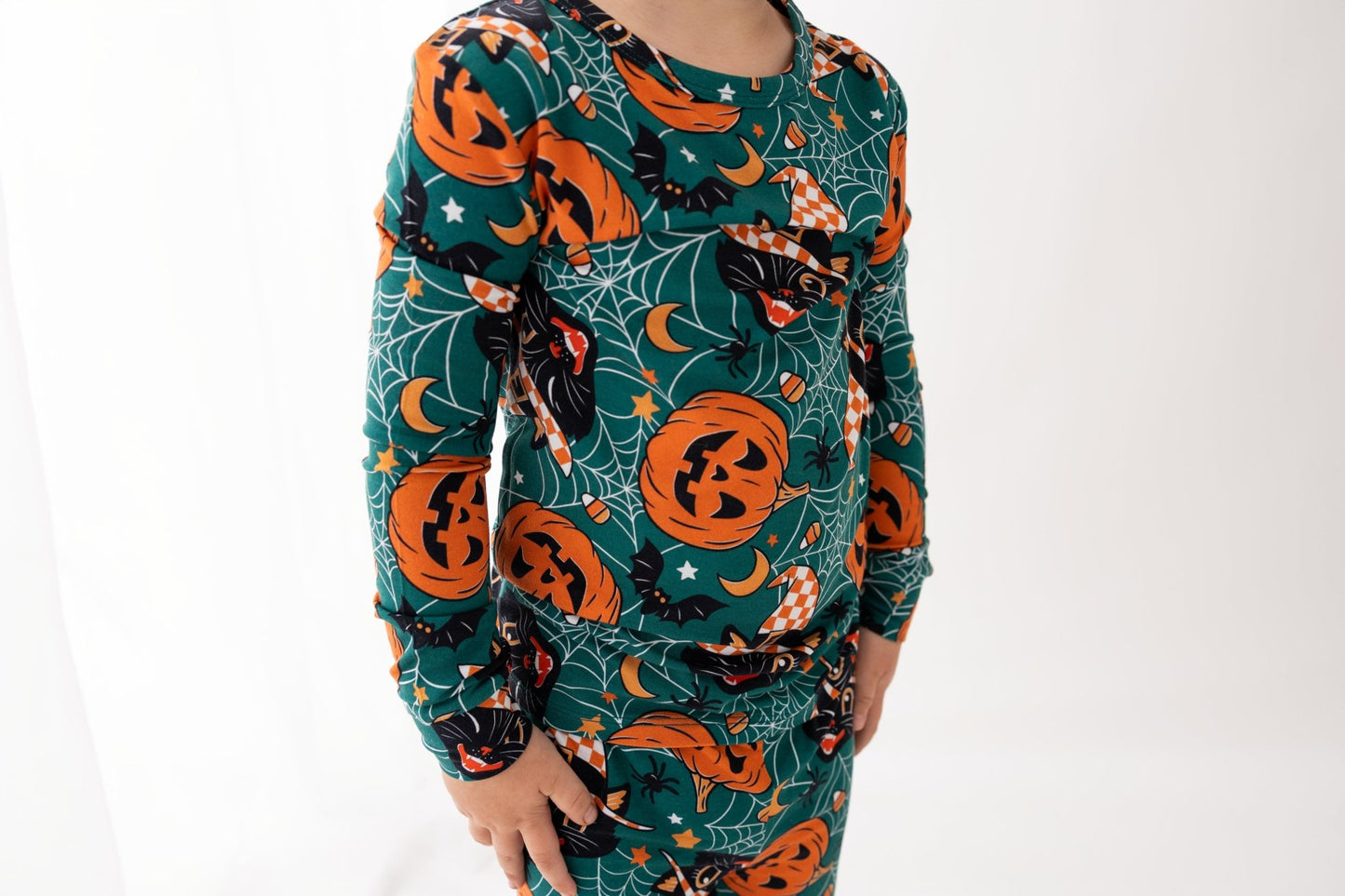 Scaredy Cat | 2 - Piece Pajama Lounge Set - Bunny Knots