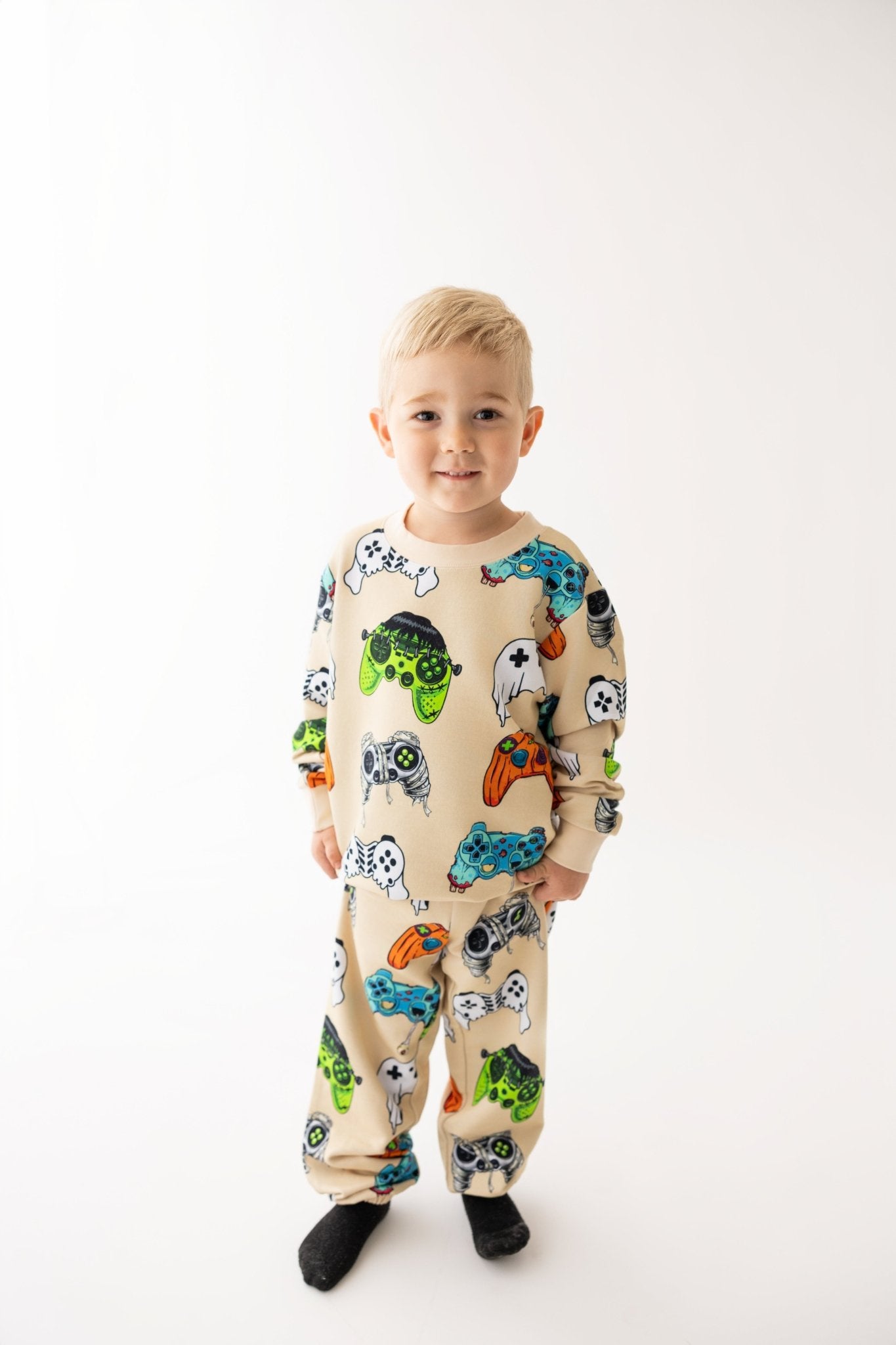 Monster Quest | Jogger Set - Bunny Knots