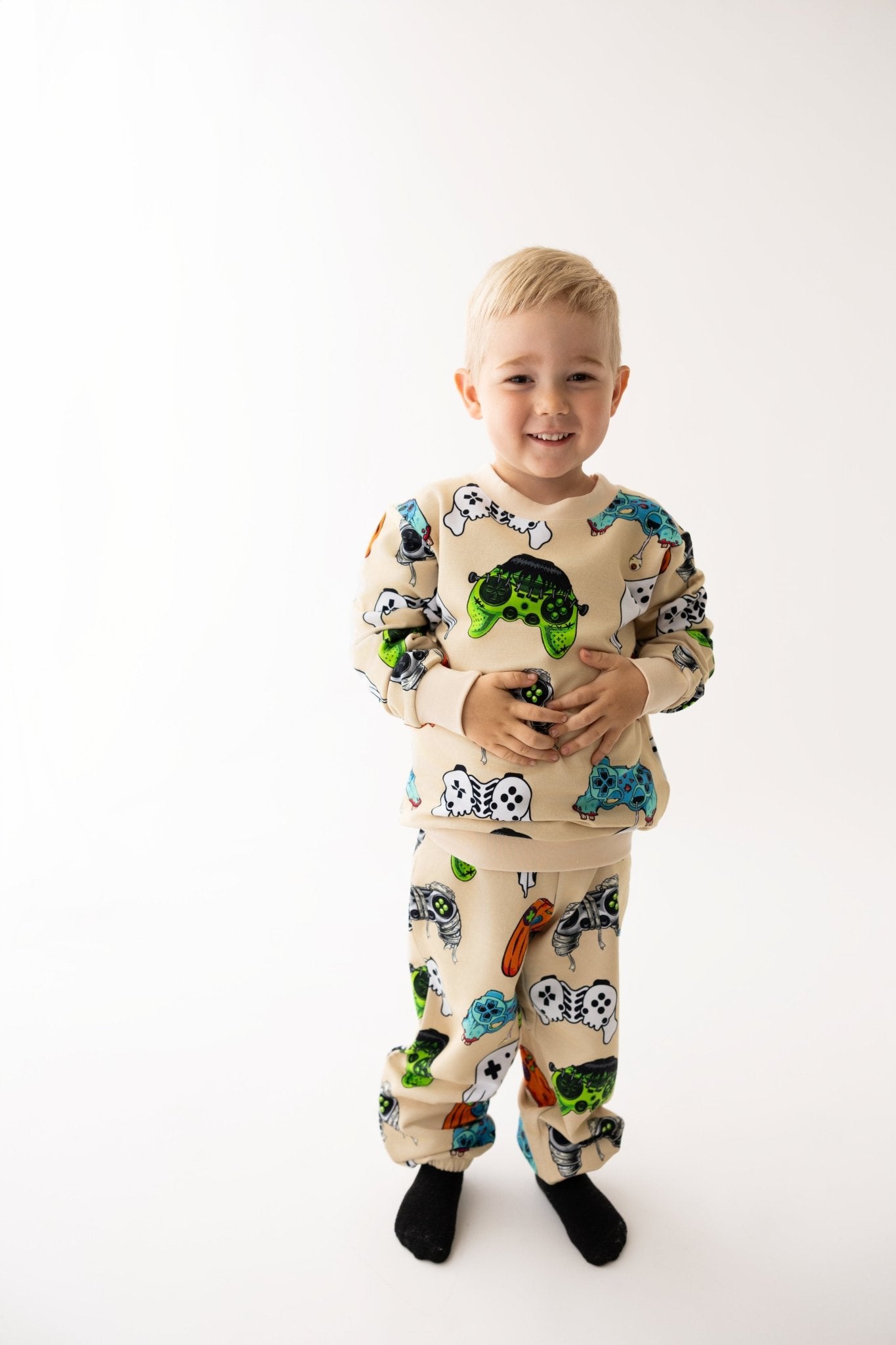 Monster Quest | Jogger Set - Bunny Knots