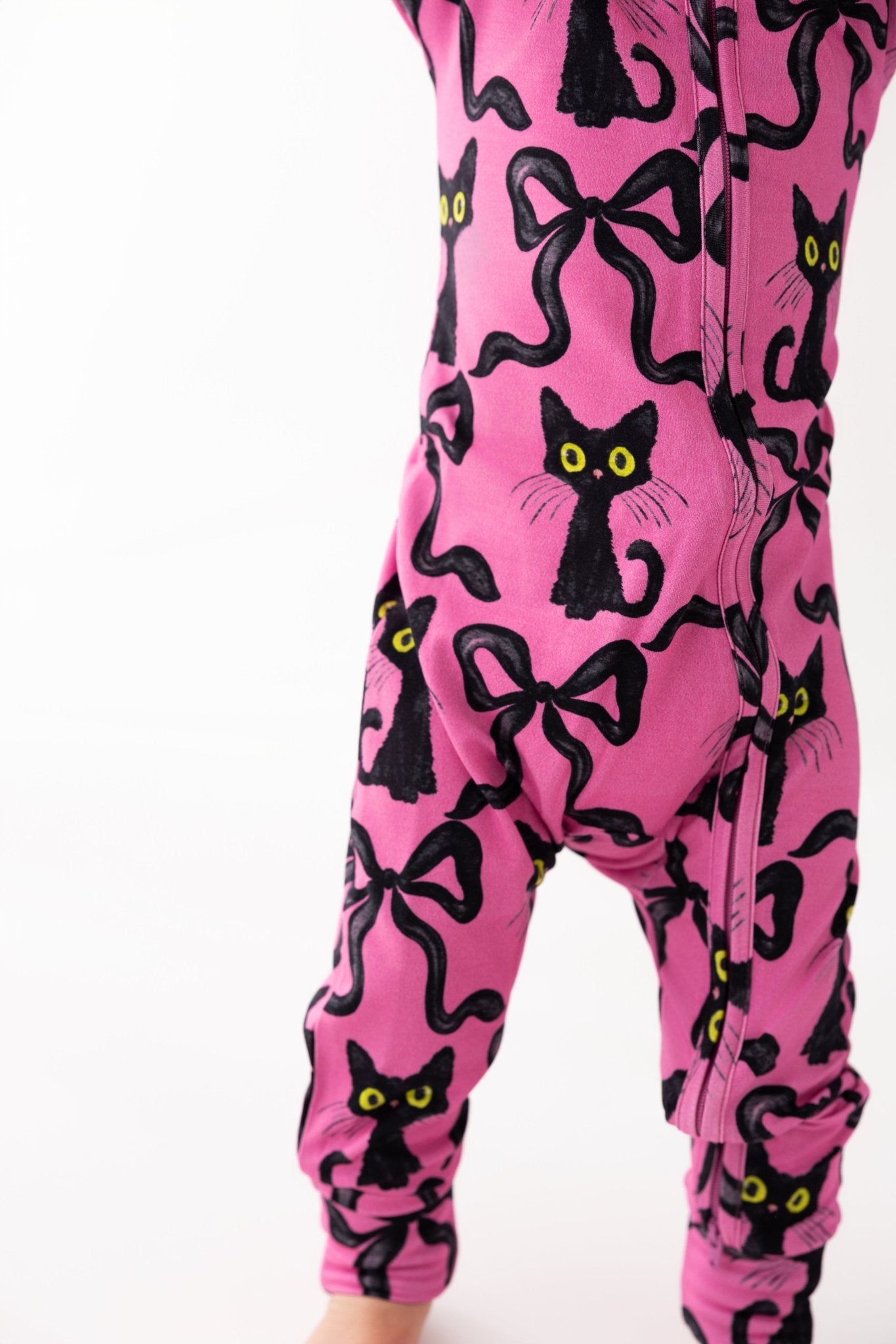 Midnight Watcher | Modal Convertible Zippy - Bunny Knots