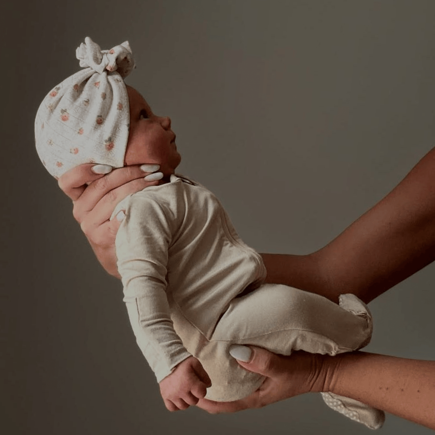 Lyra | Oatmeal Rosettes | Pointelle Headwrap - Bunny Knots