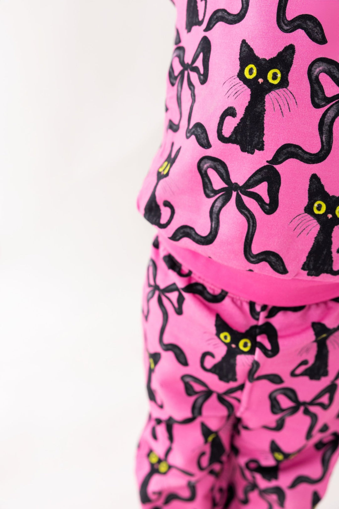 Midnight Watcher | Jogger Set - Bunny Knots
