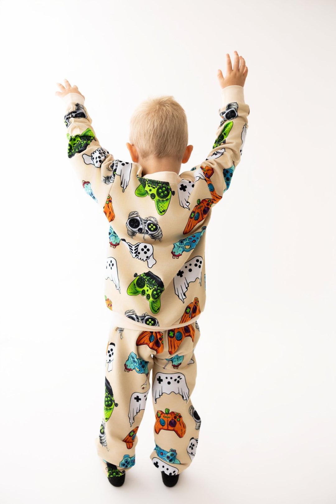 Monster Quest | Jogger Set - Bunny Knots