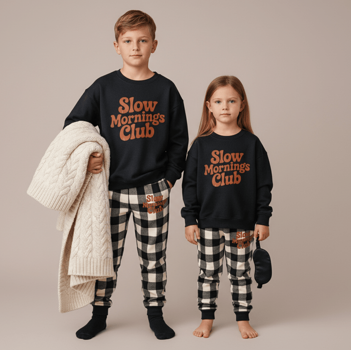 Slow Mornings Club Flannel Jogger Pants - Bunny Knots