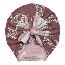 Load image into Gallery viewer, Arlynne | Leopard Stars | French Terry Headwrap
