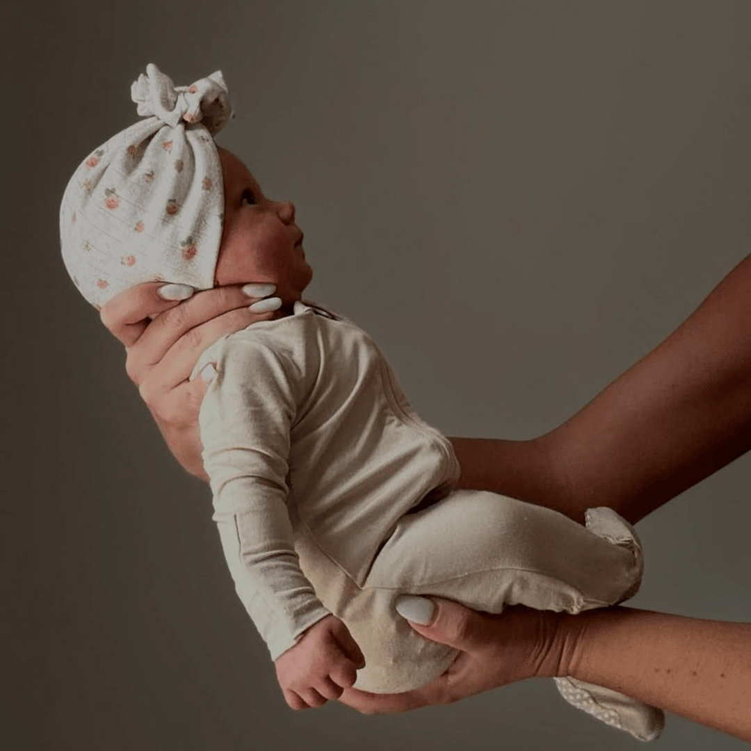 Lyra | Oatmeal Rosettes | Pointelle Headwrap - Bunny Knots