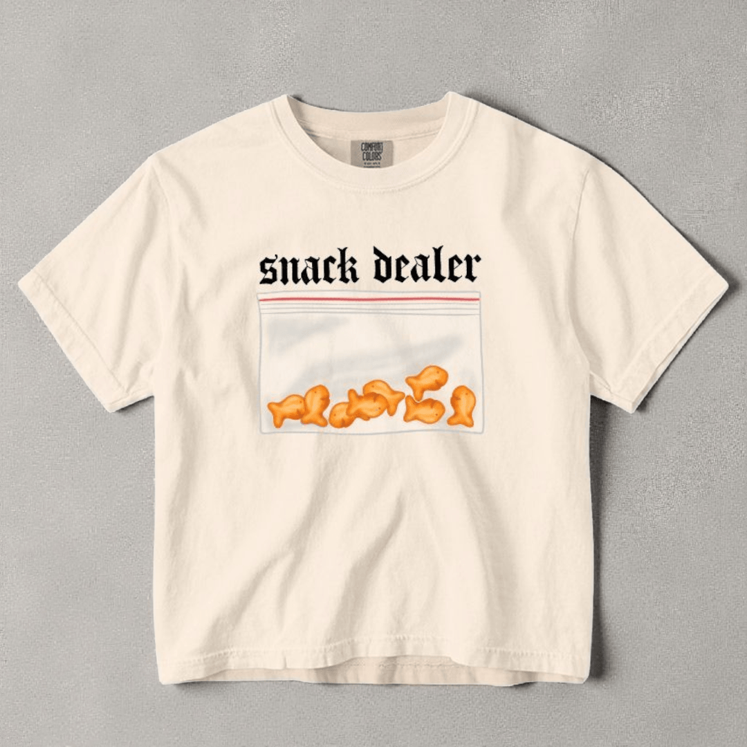 Snack Dealer Women's Boxy T-Shirt - Bunny Knots