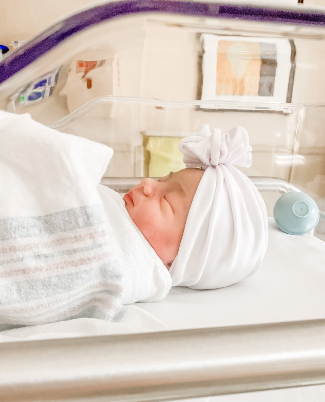 Betty | Modern White | Classic Headwrap - Bunny Knots