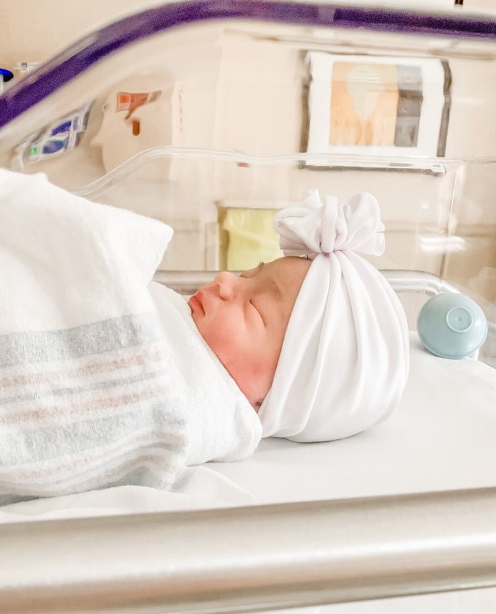 Betty | Modern White | Classic Headwrap - Bunny Knots